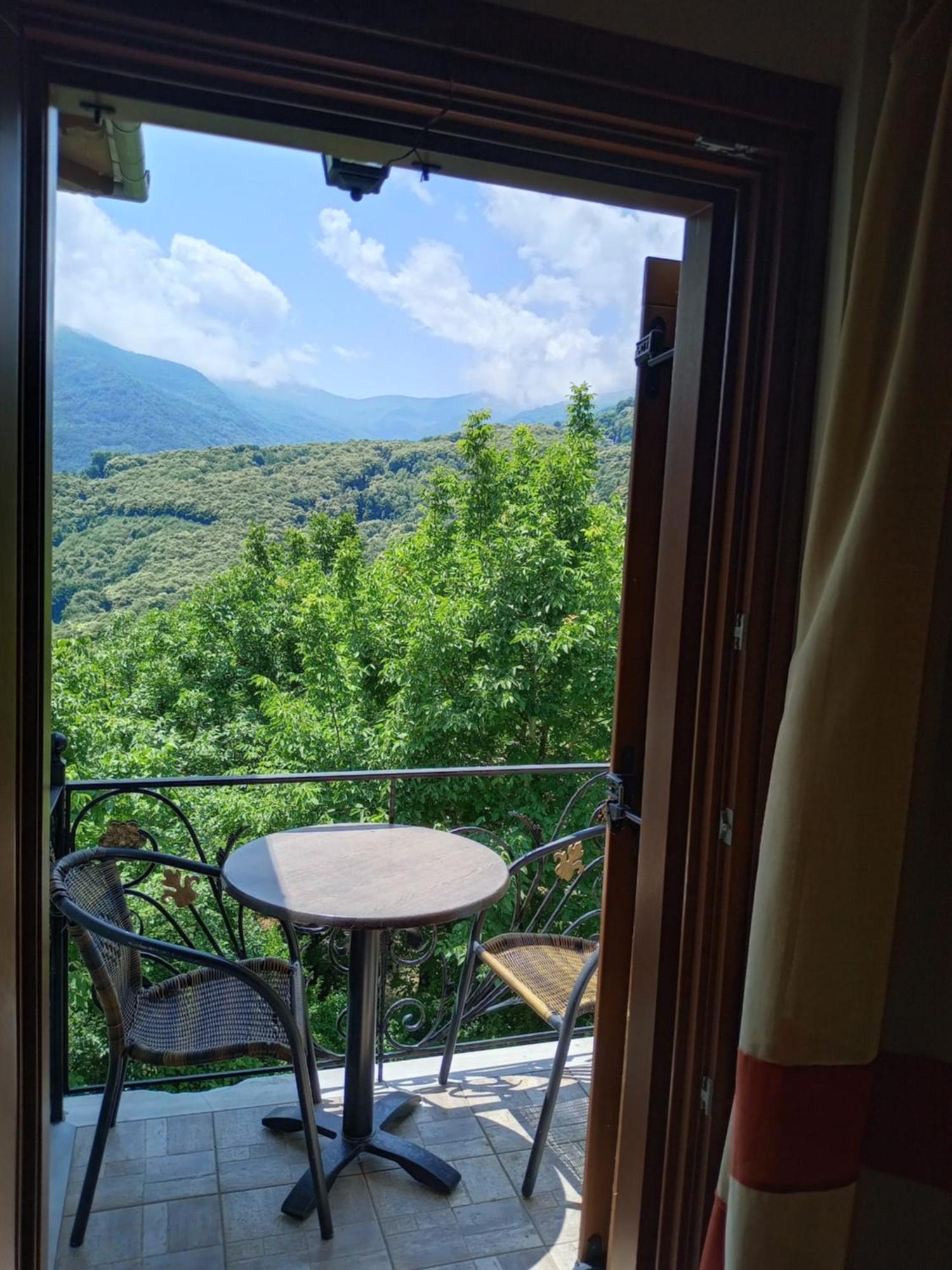 Hotel Erotas Áyios Dhimítrios Kültér fotó