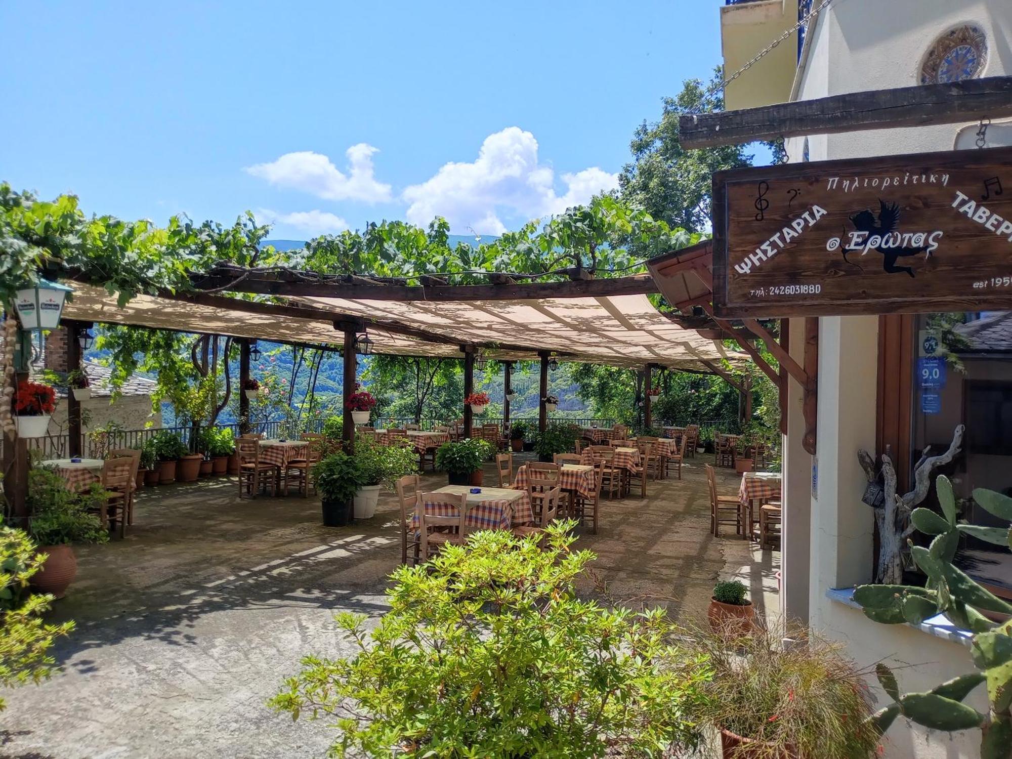 Hotel Erotas Áyios Dhimítrios Kültér fotó