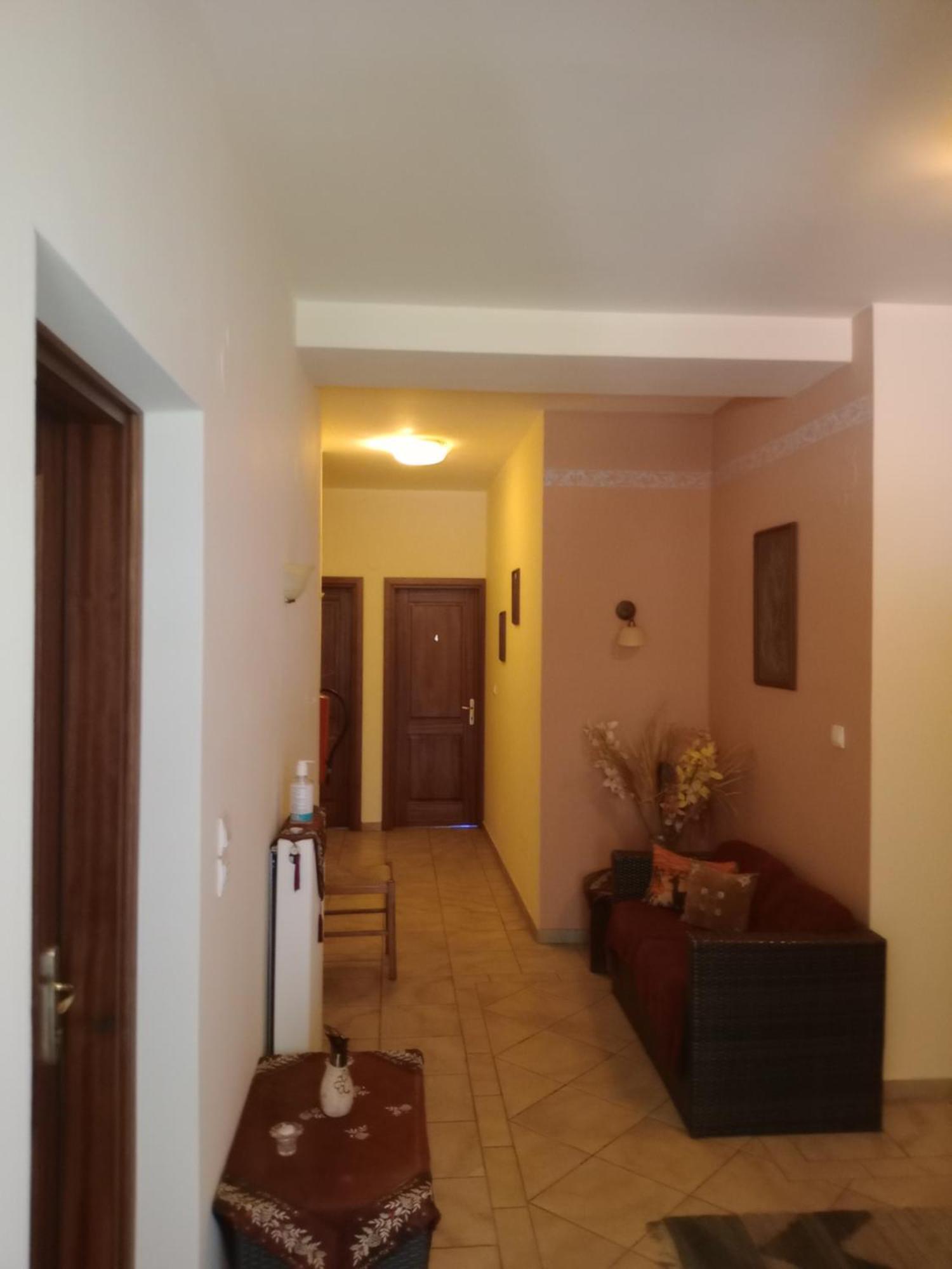 Hotel Erotas Áyios Dhimítrios Kültér fotó