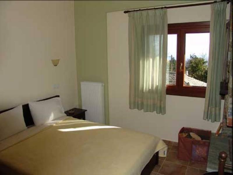 Hotel Erotas Áyios Dhimítrios Kültér fotó